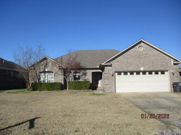 1917 Reveille Cir, Jacksonville, AR 72076