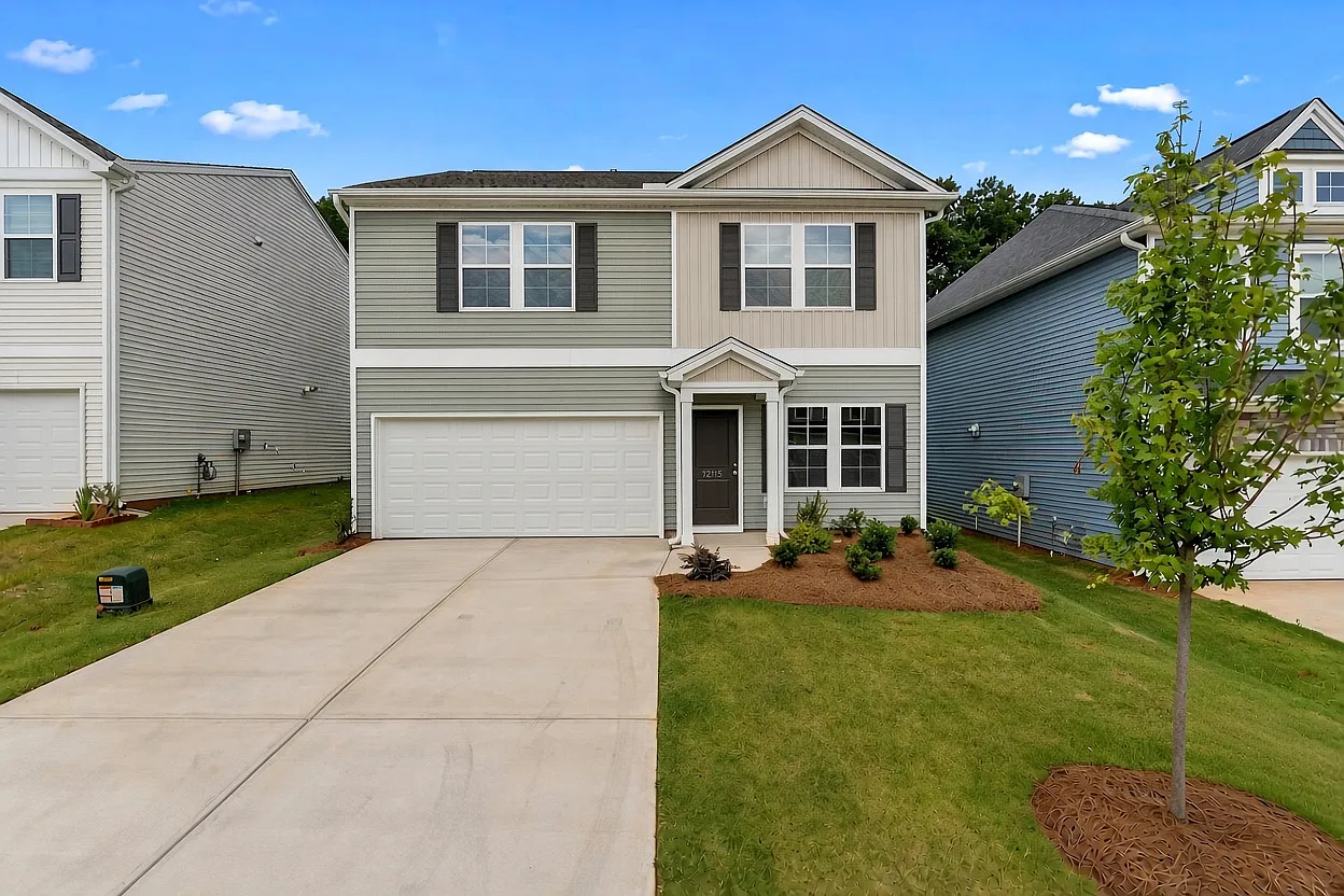 4 bed, 2.5 bath, 1786 sqft, $1,850 — Photo 1