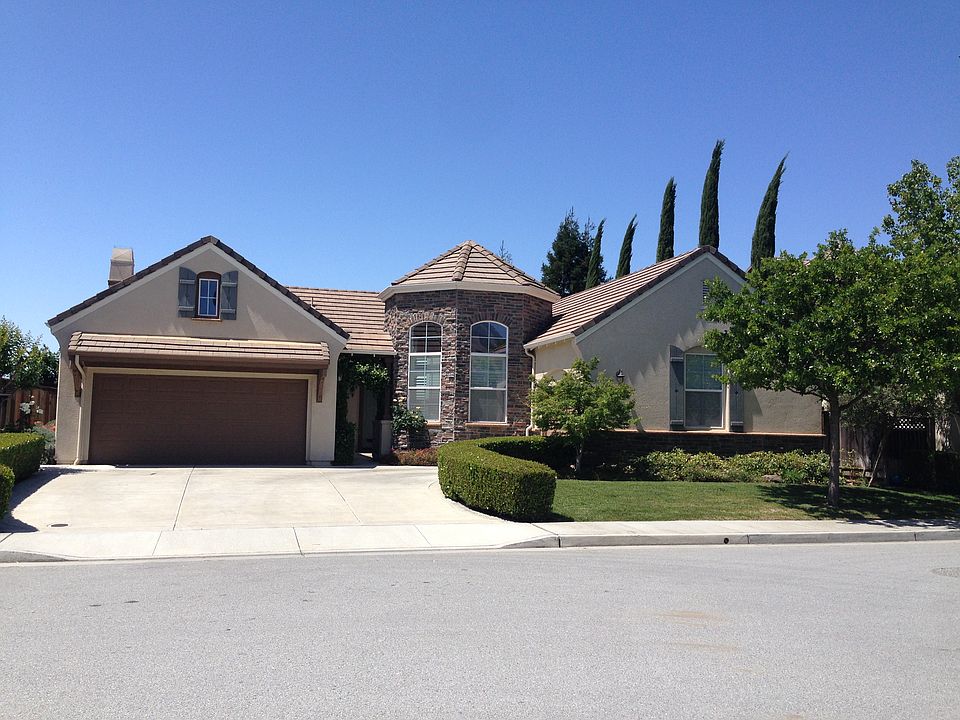 1st image of 16820 Cabernet Cir