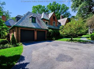 602 Briarwood Rd, Charleston, WV 25314