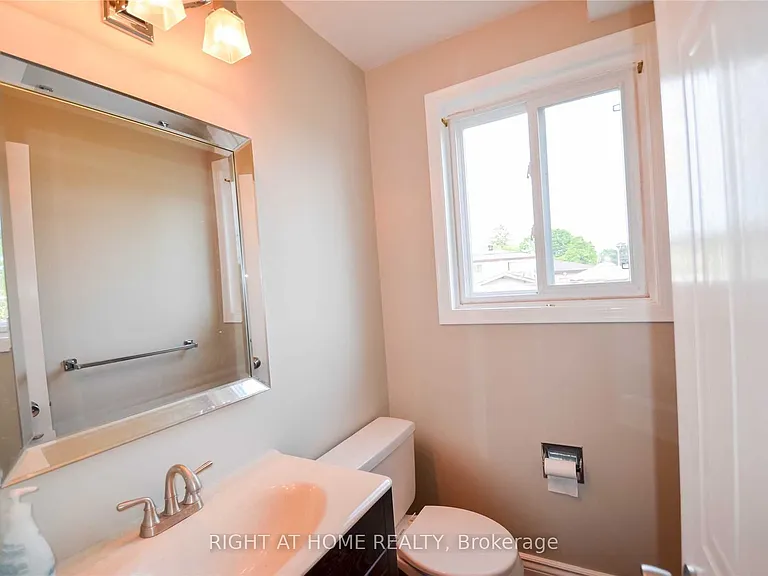 11 Kinnison Ct — Photo 6