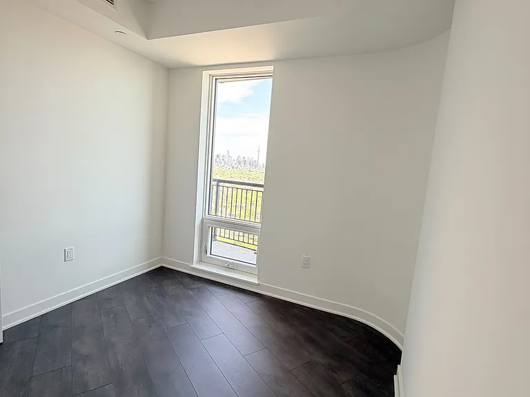1185 Dupont St #2507 — Photo 9