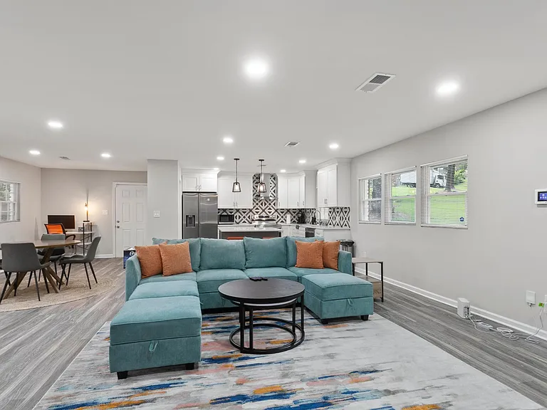 3118 Gay Dr — Photo 11