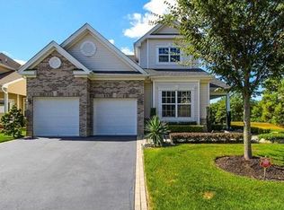 15 Phoenix Rd, Monroe, NJ 08831