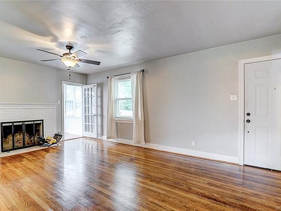 3rd image of 3521 McGuire Dr