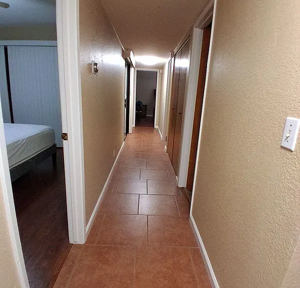 1127 Rosa Del Rio Way — Photo 10
