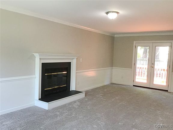 3rd image of 9112 Castle Point Dr