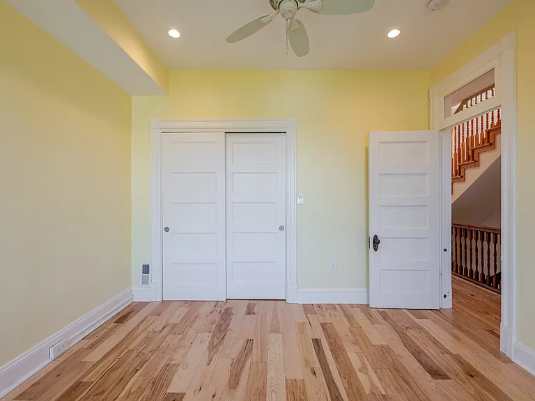 1234 E St NE — Photo 44