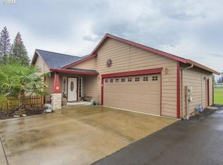 213 Eckerd Ave, Molalla, OR 97038