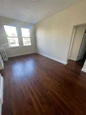 Rented by Metropolis International Realty Inc. | media 4
