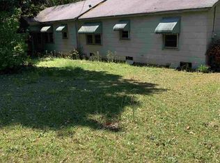 34 Murray Ave, Hartwell, GA 30643