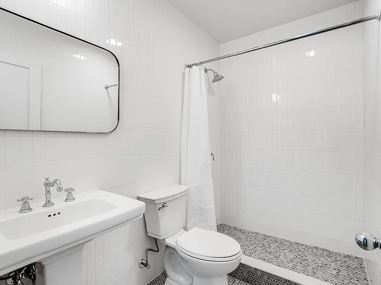 673 Broadway #15 — Photo 8