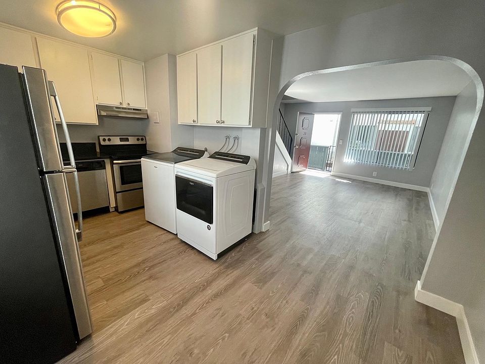 1st image of 10829 Del Norte St #20