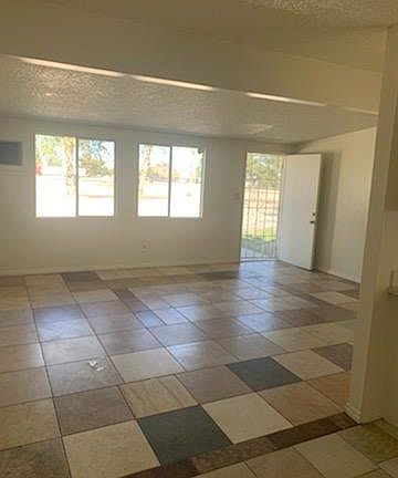 2nd image of 18479 Bellflower St