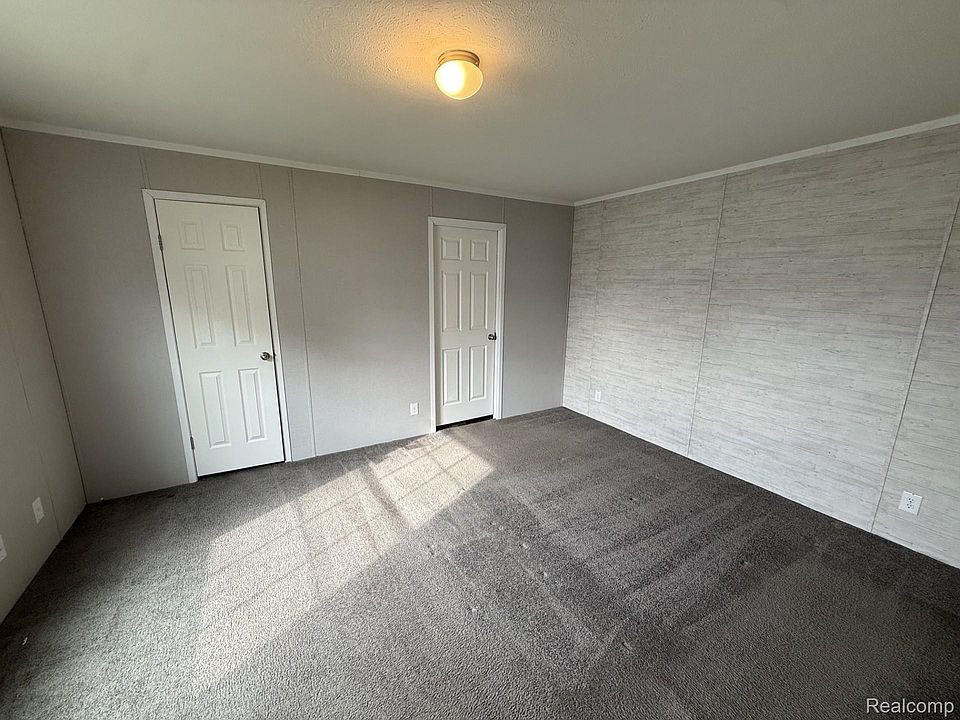 138 E Legrand St, photo 7