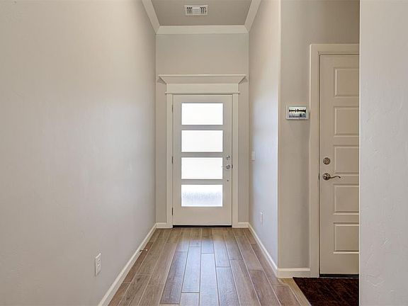 3rd image of 2932 Cypress Springs Blvd