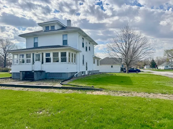 608 W Main St, Aledo, IL 61231