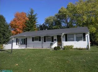 884 Lincoln Dr, Circleville, OH 43113