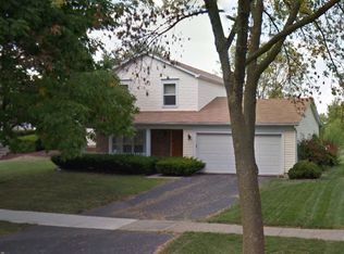 2704 Davos Ave, Woodridge, IL 60517