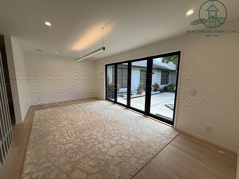 8072 Lake Pl — Photo 4