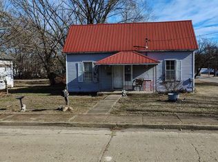318 S B St, Bonne Terre, MO 63628