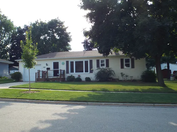 534 Hamburg St, Ripon, WI 54971