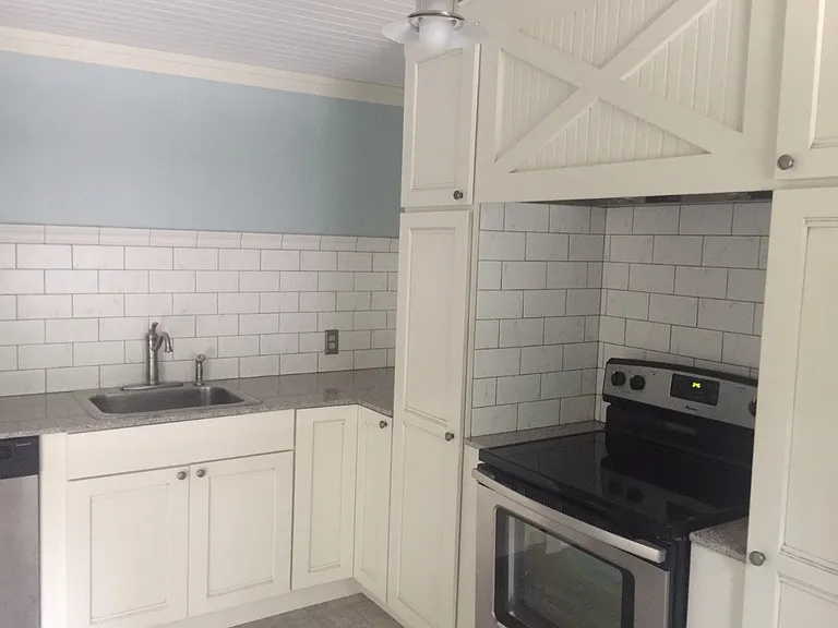 3445 Hamilton Ave #1 — Photo 2