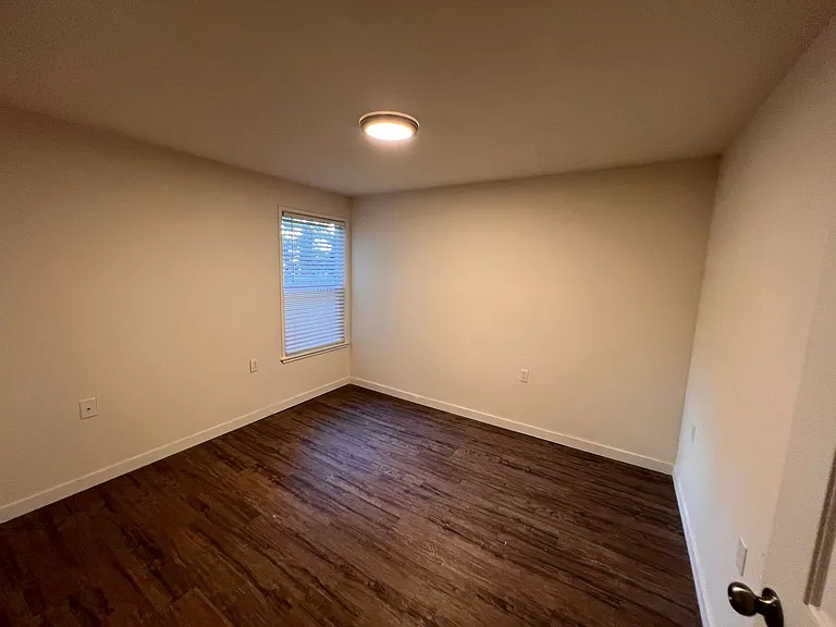 4208 Beach Drive — Photo 30