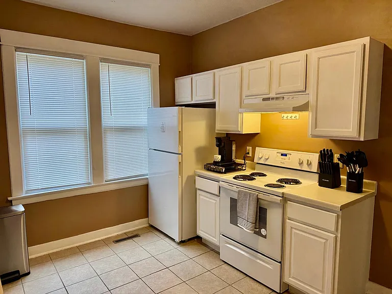 839 Aurora Ave #1 — Photo 11