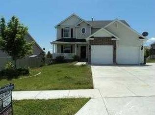 313 W Peach Pl, Saratoga Springs, UT 84045