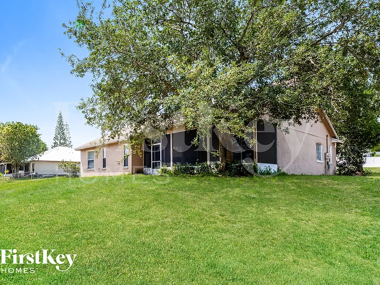 6809 Coral Cove Dr — Photo 15