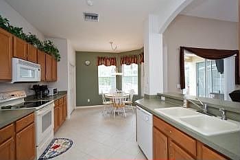 5th image of 8205 Moccasin Trail Dr