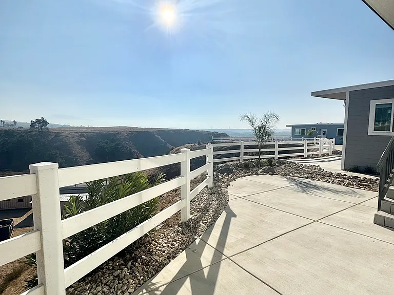 1134 Villa Calimesa Ln — Photo 13