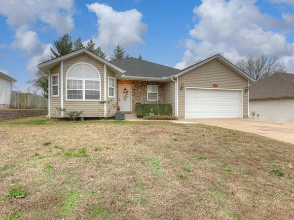 1132 NW Millruss Place, Oronogo, MO 64855