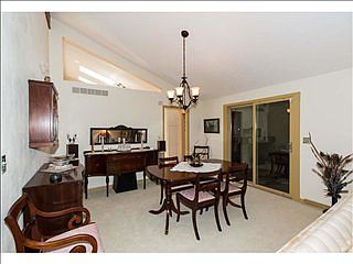 5th image of 3152 Andover Dr