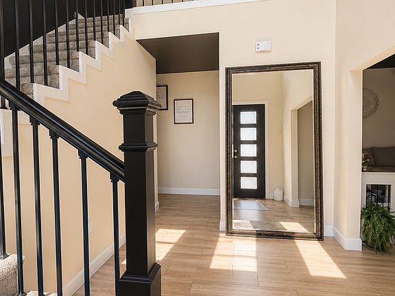 2nd image of 2402 Hunter Hill Dr