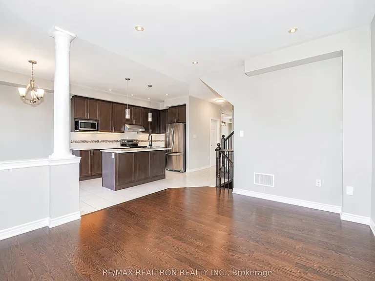 77 Betony Dr — Photo 12
