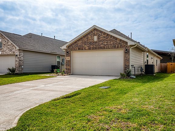 2nd image of 1145 Lilly Ln