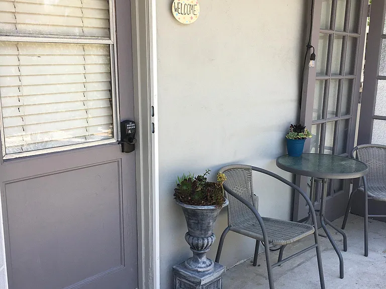 378 Hilltop Dr — Photo 20