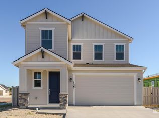8155 S Cooper Flats Ave, Meridian, ID 83642