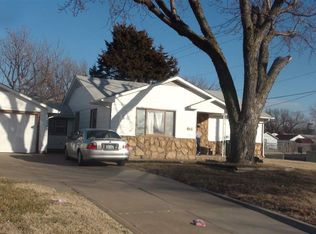 1130 S Vine St, Wichita, KS 67213