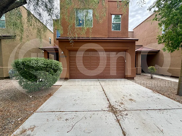 2879 N Silkie Pl — Photo 1