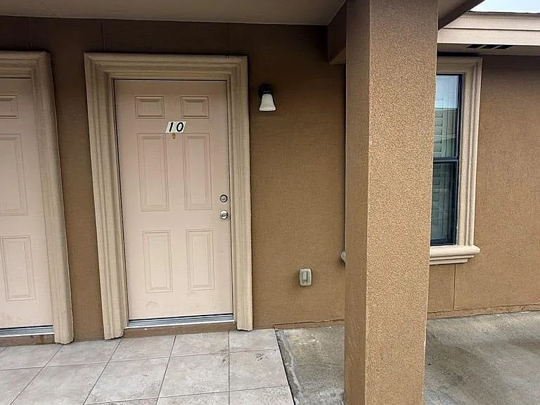 1520 Eidson Rd — Photo 19