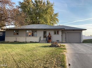 222 13th St NE, Valley City, ND 58072