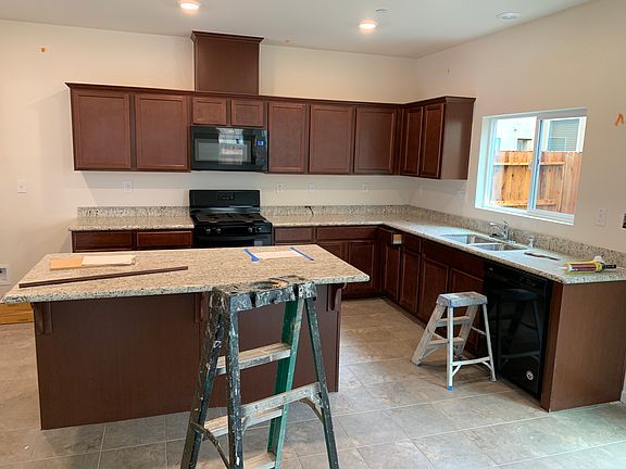 4th image of 5226 Ballard Bluff Way