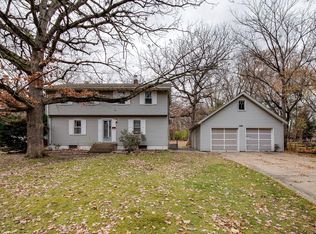 4885 Otter Lake Rd, White Bear Lake, MN 55110