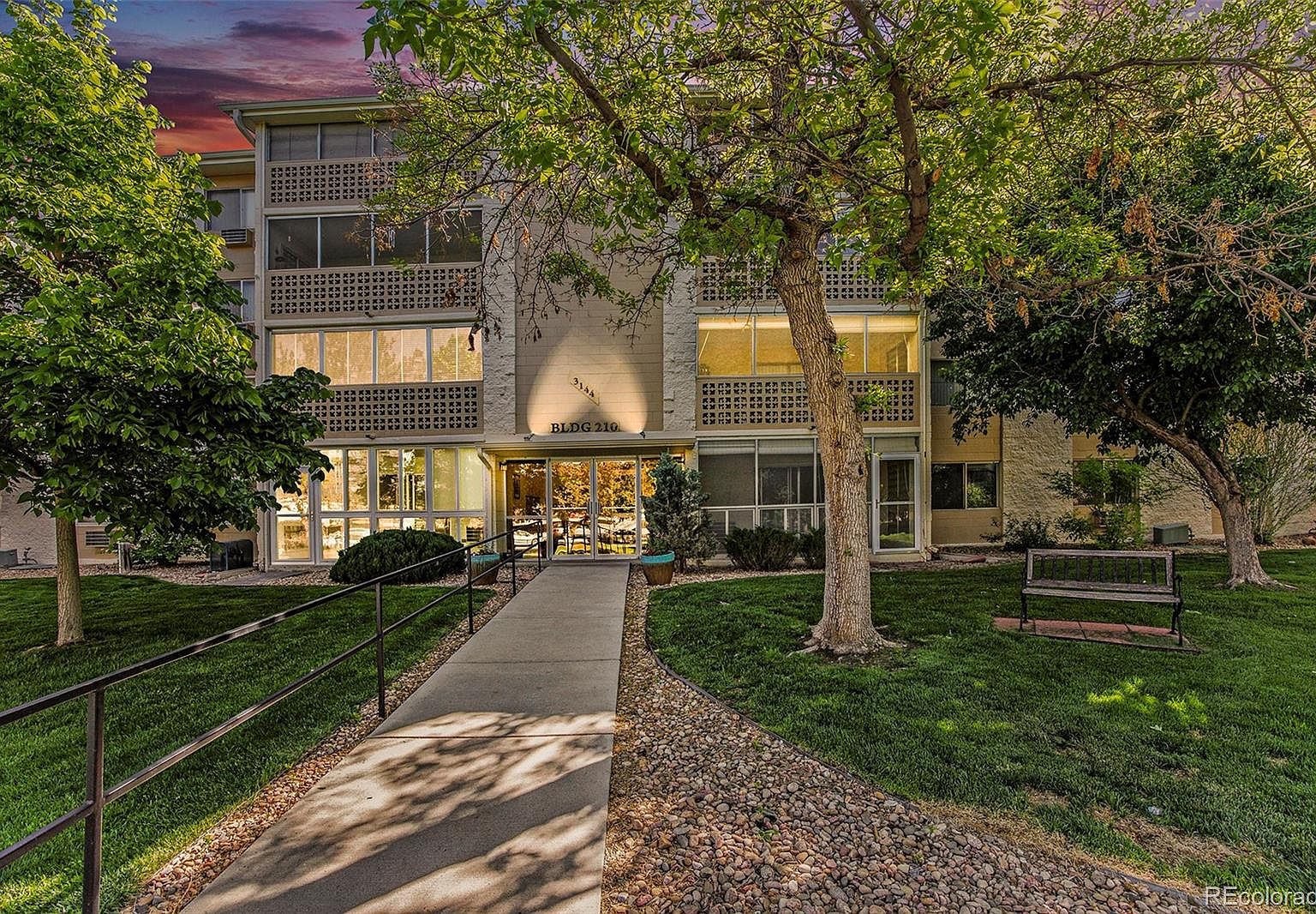 3144 S Wheeling Way #106