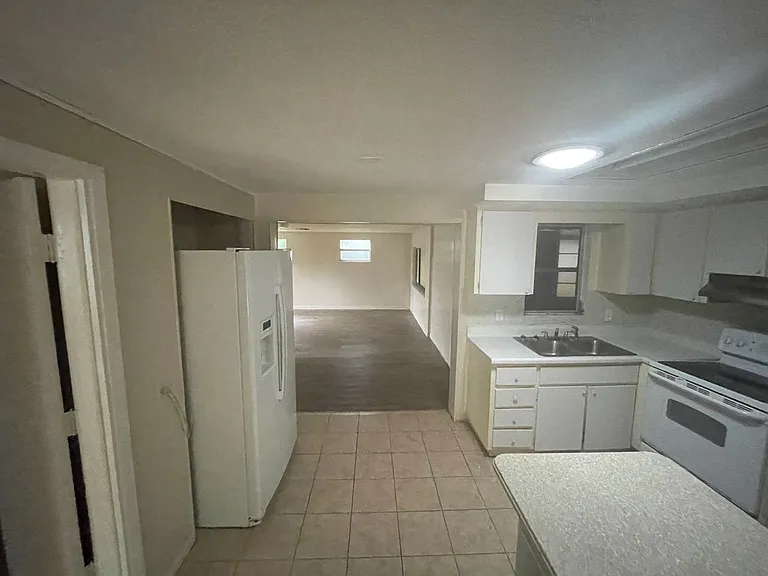 6548 Batea Ter — Photo 14