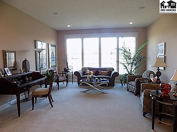 4th image of 3920 Spyglass Dr