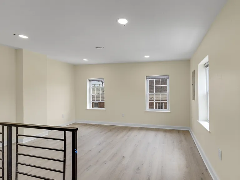 2723 E Huntingdon St #3 — Photo 20